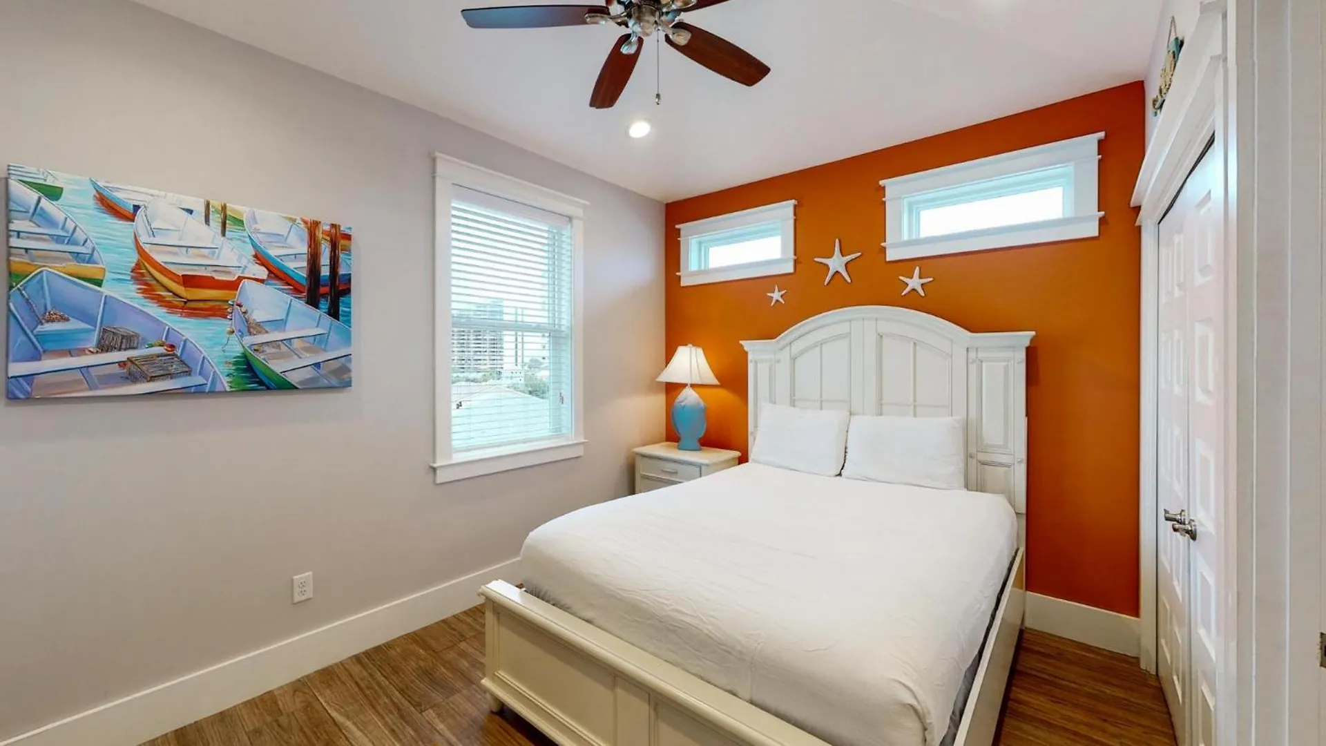 The Iorana Villa Destin 0*,
